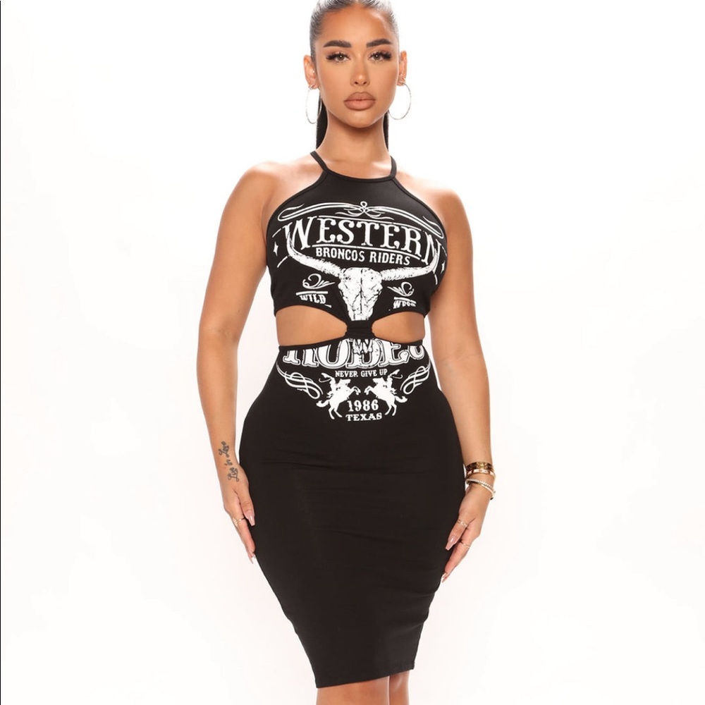 ❌SOLD❌Cut out midi dress